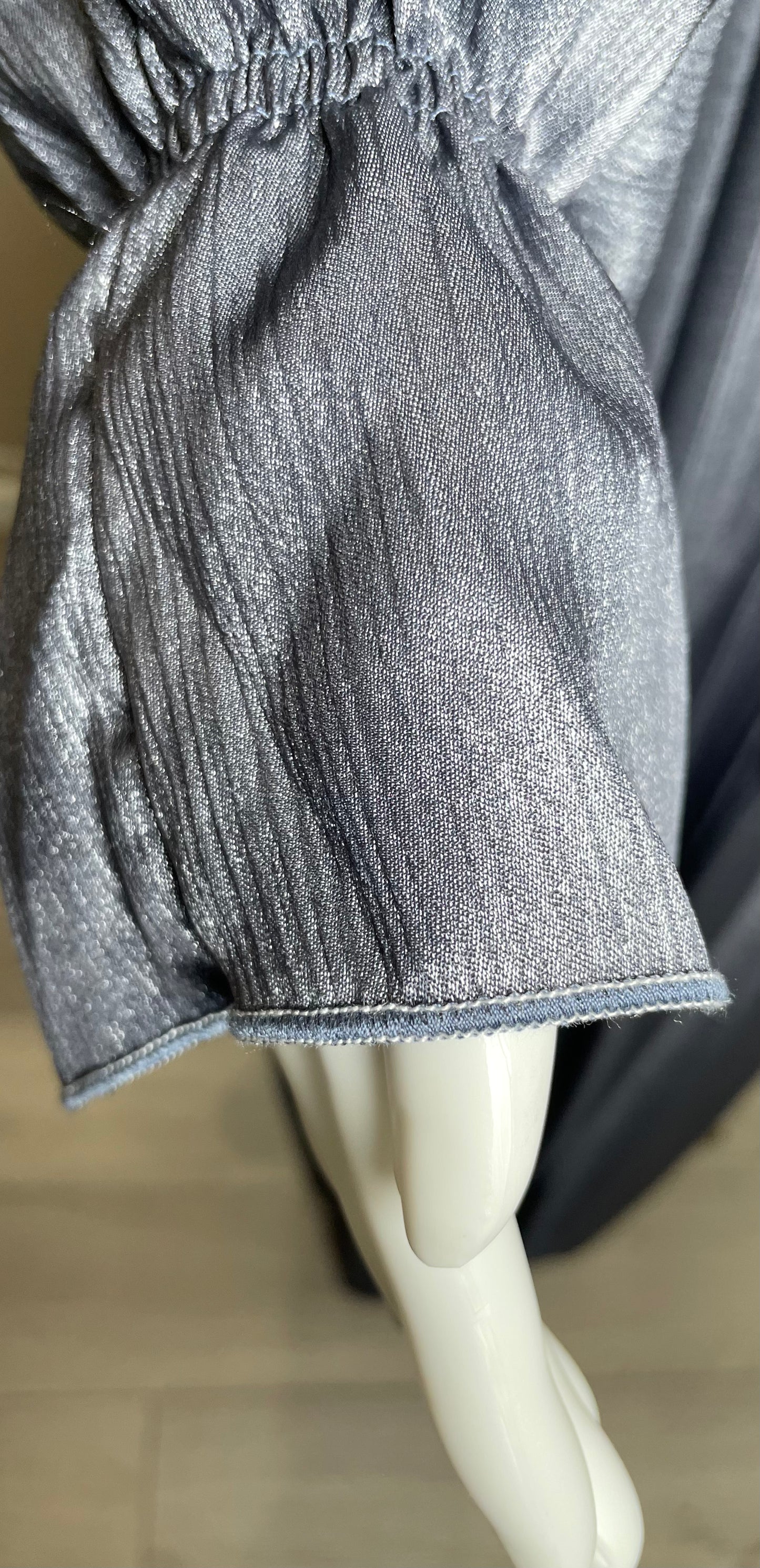 Basma Pleated Bisht
