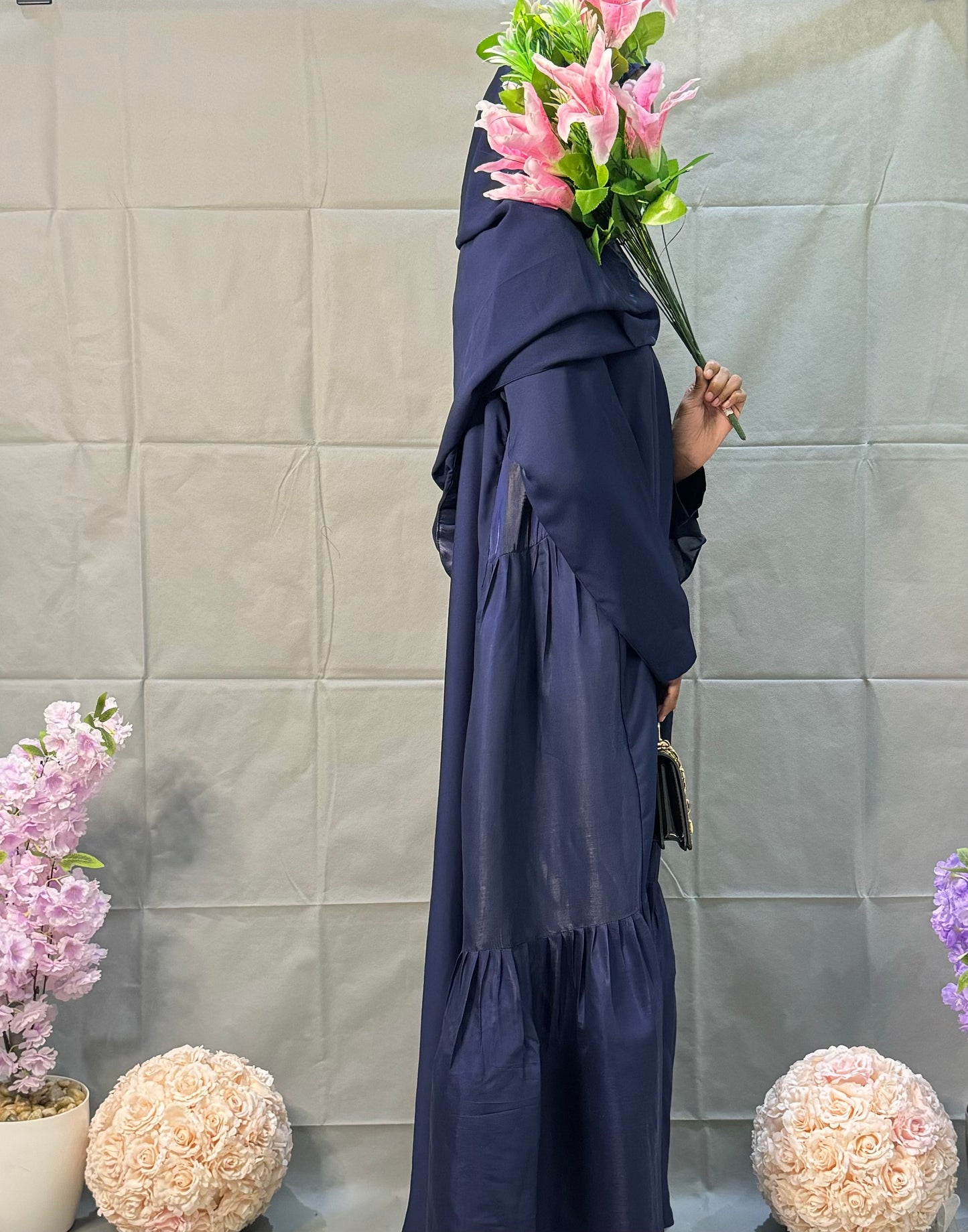 Anisah Abaya