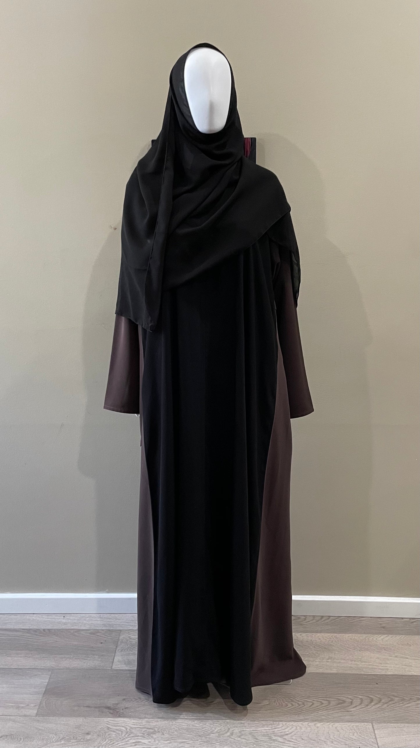 Zakiyyah Abaya