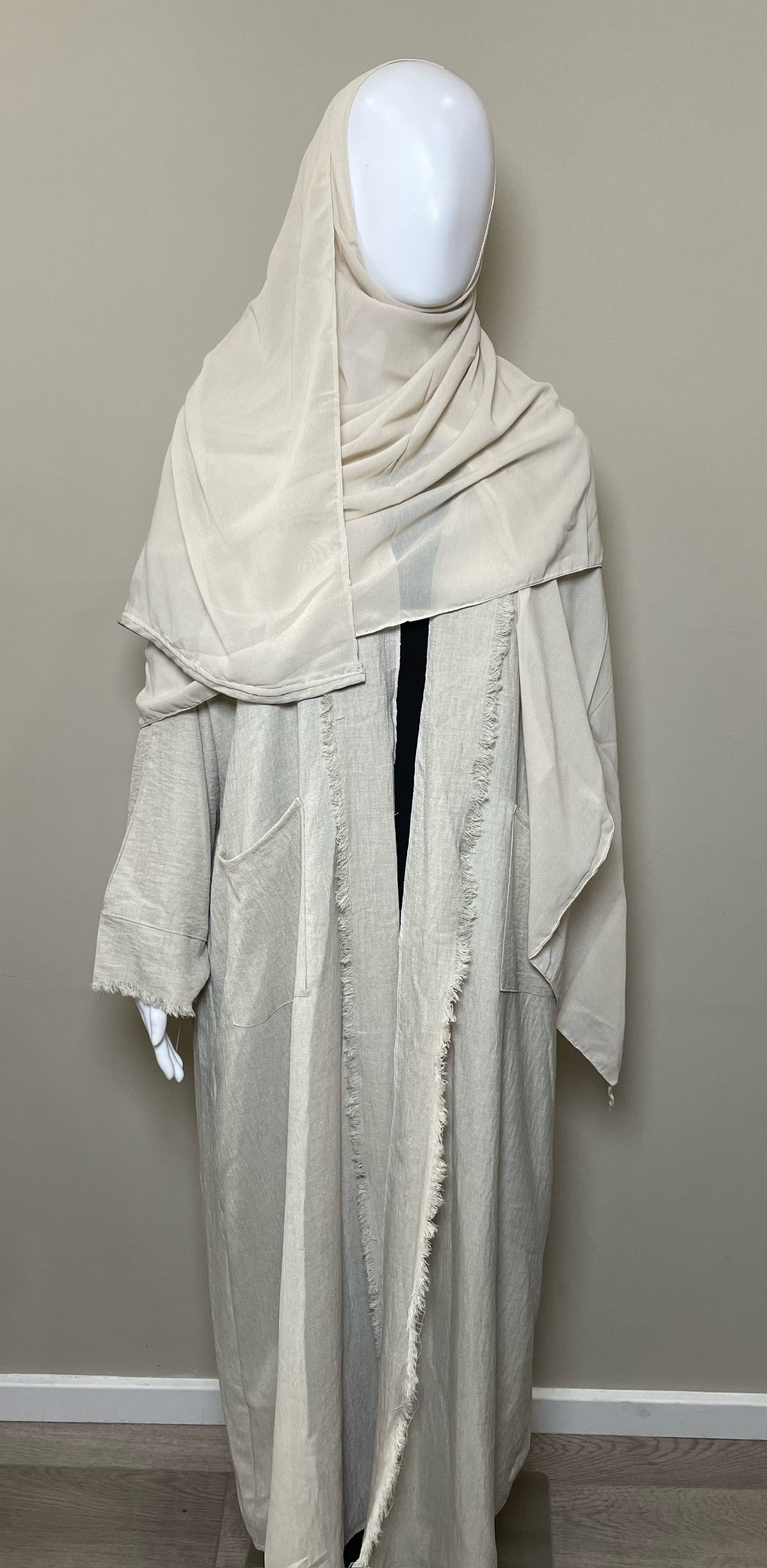 Jennah Bisht Duster