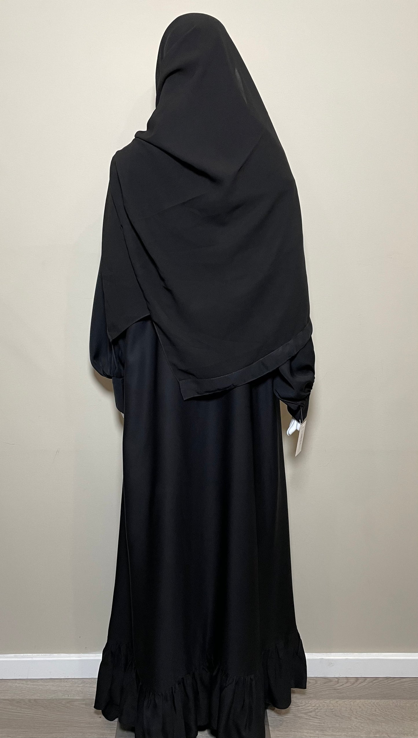 Muneerah Abaya