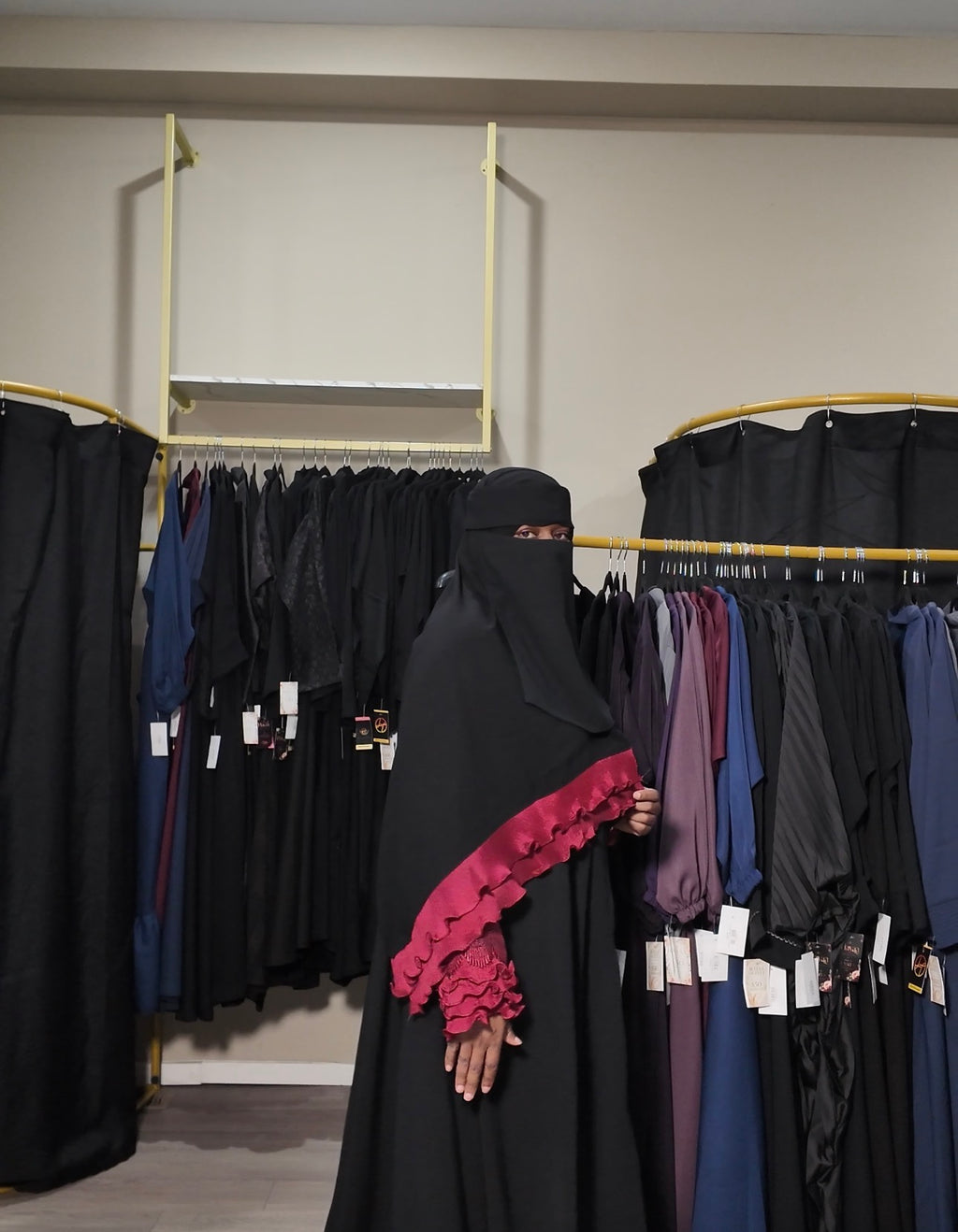 Kawthar Abaya