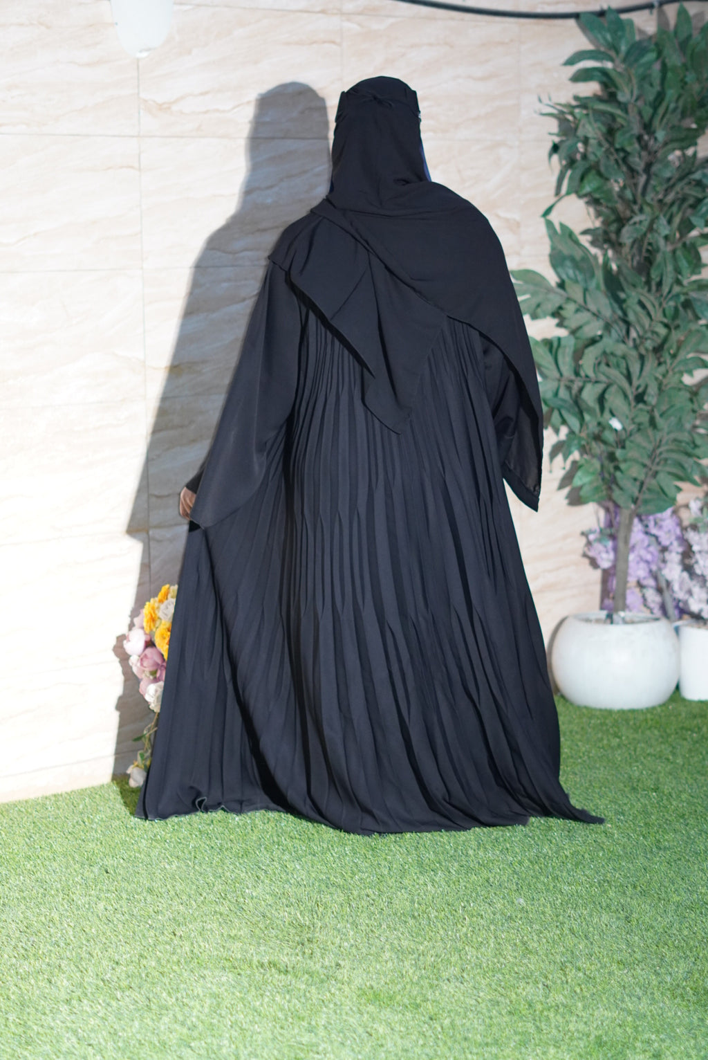 Aniyah Pleated Abaya