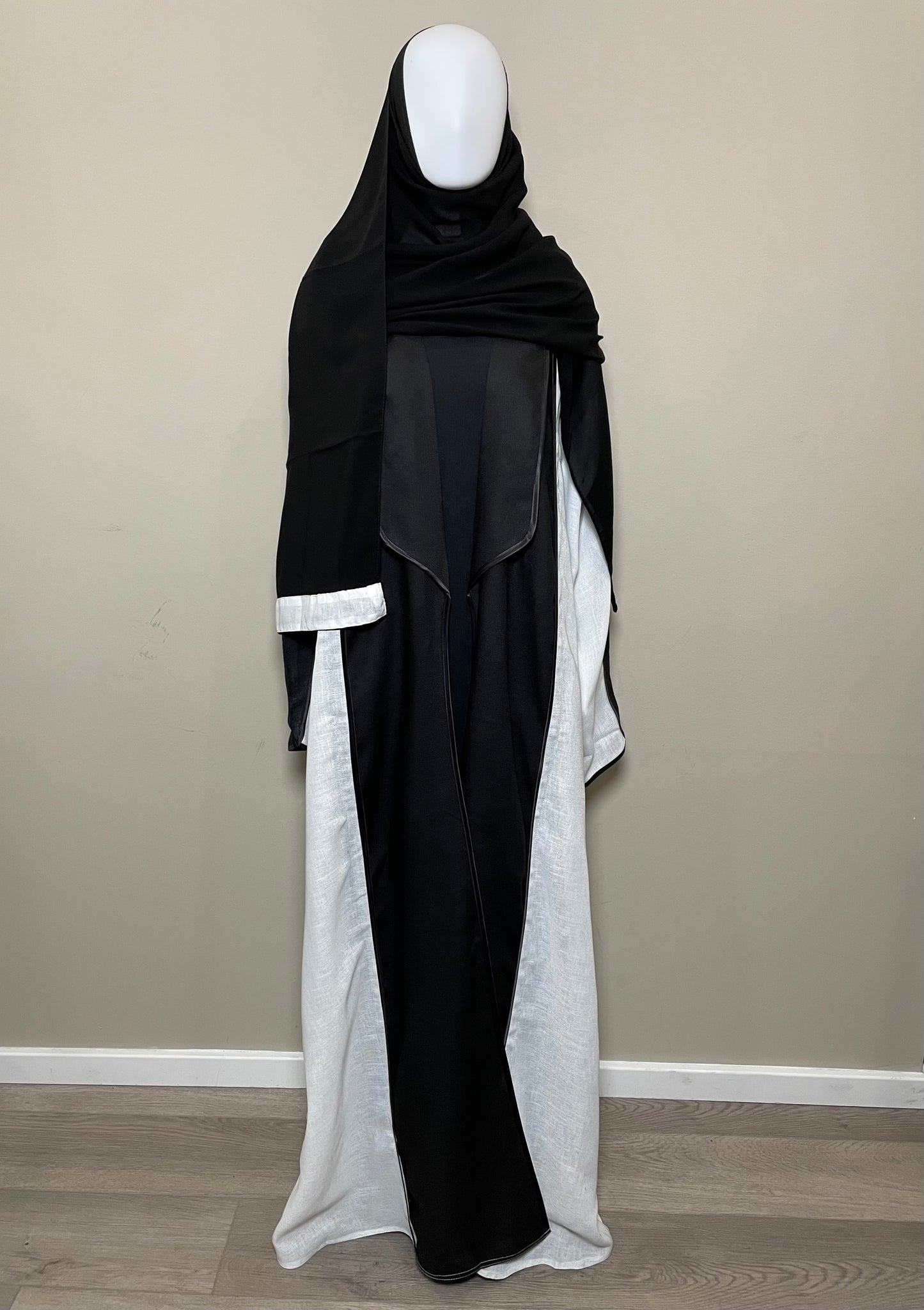 Maymoonah Abaya