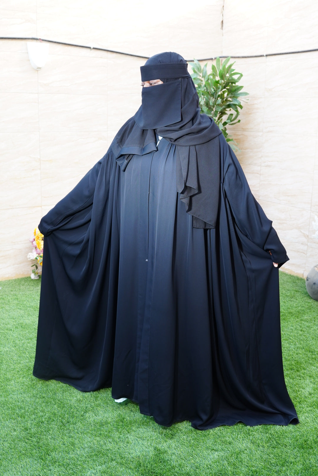 Nawrah Abaya