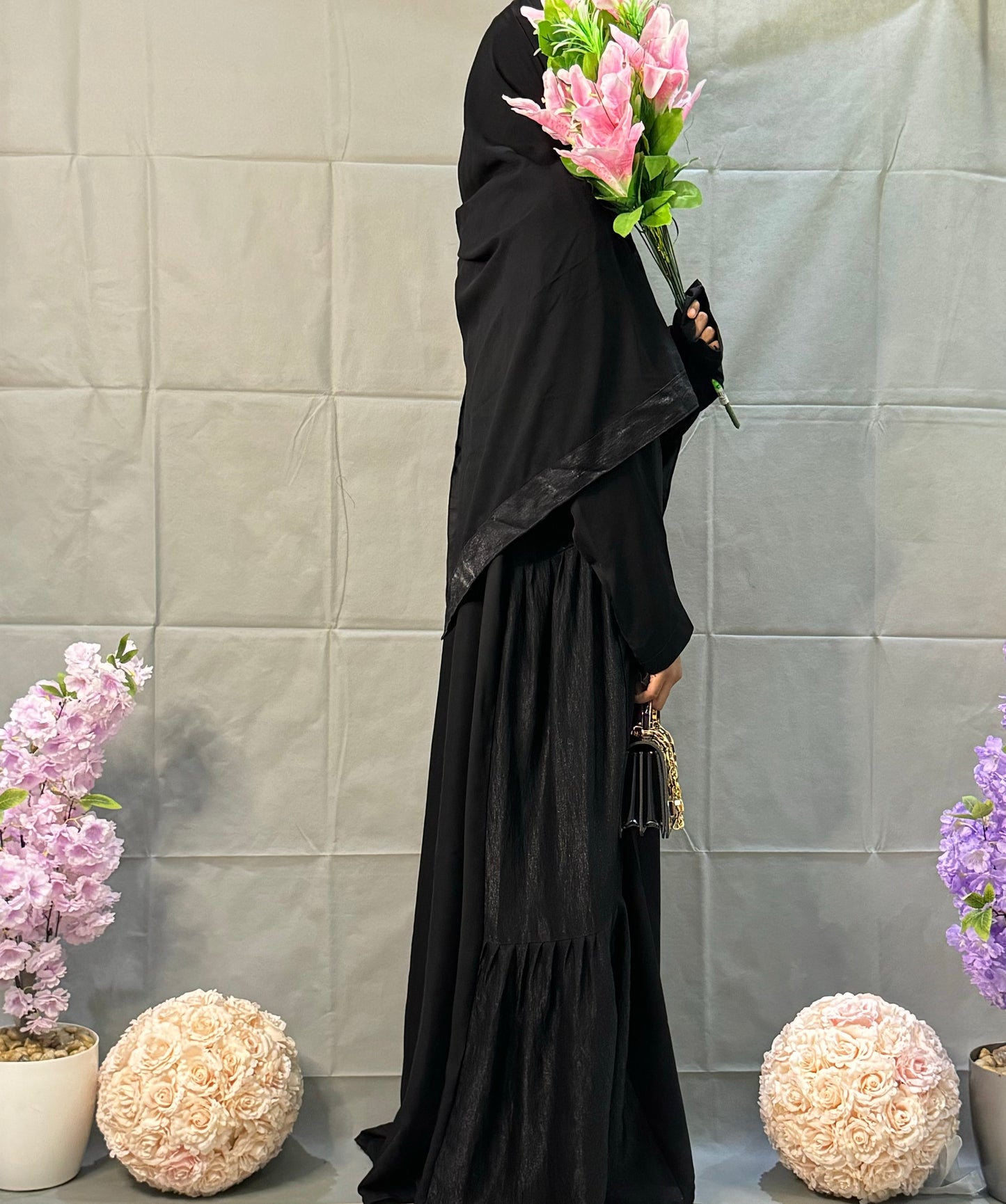 Anisah Abaya