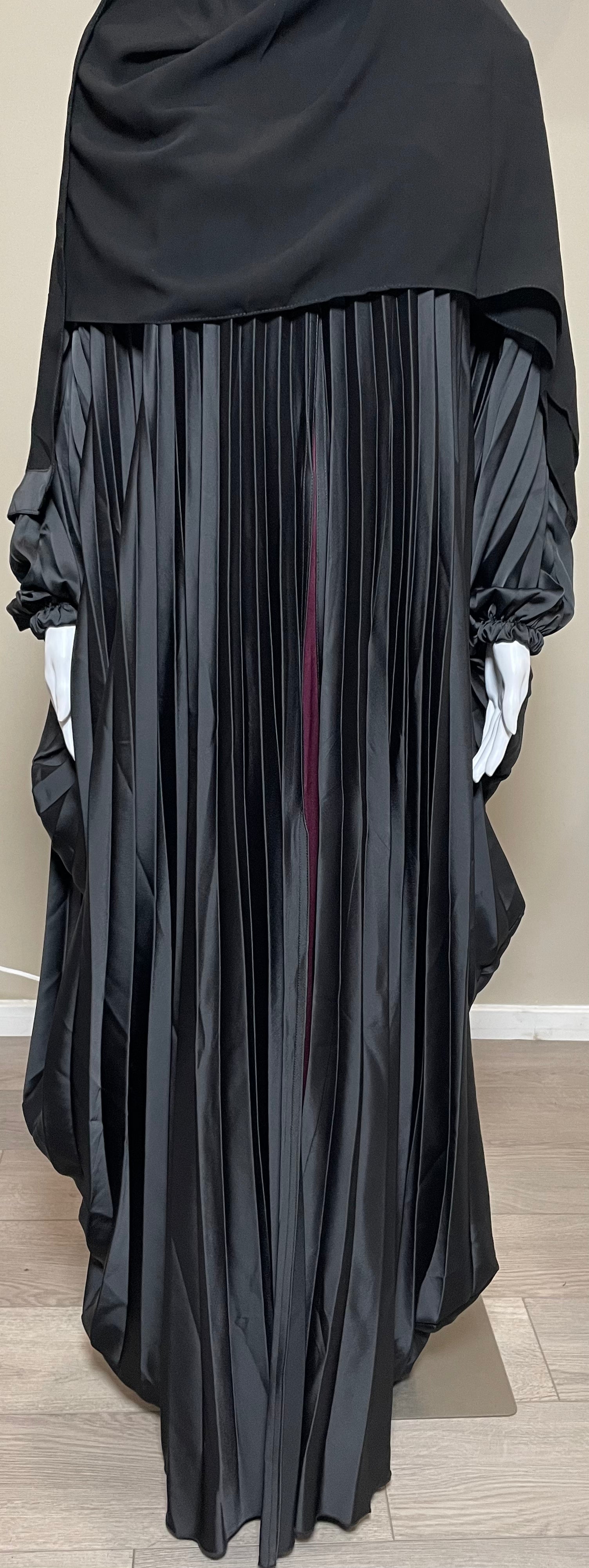 Basma Pleated Bisht