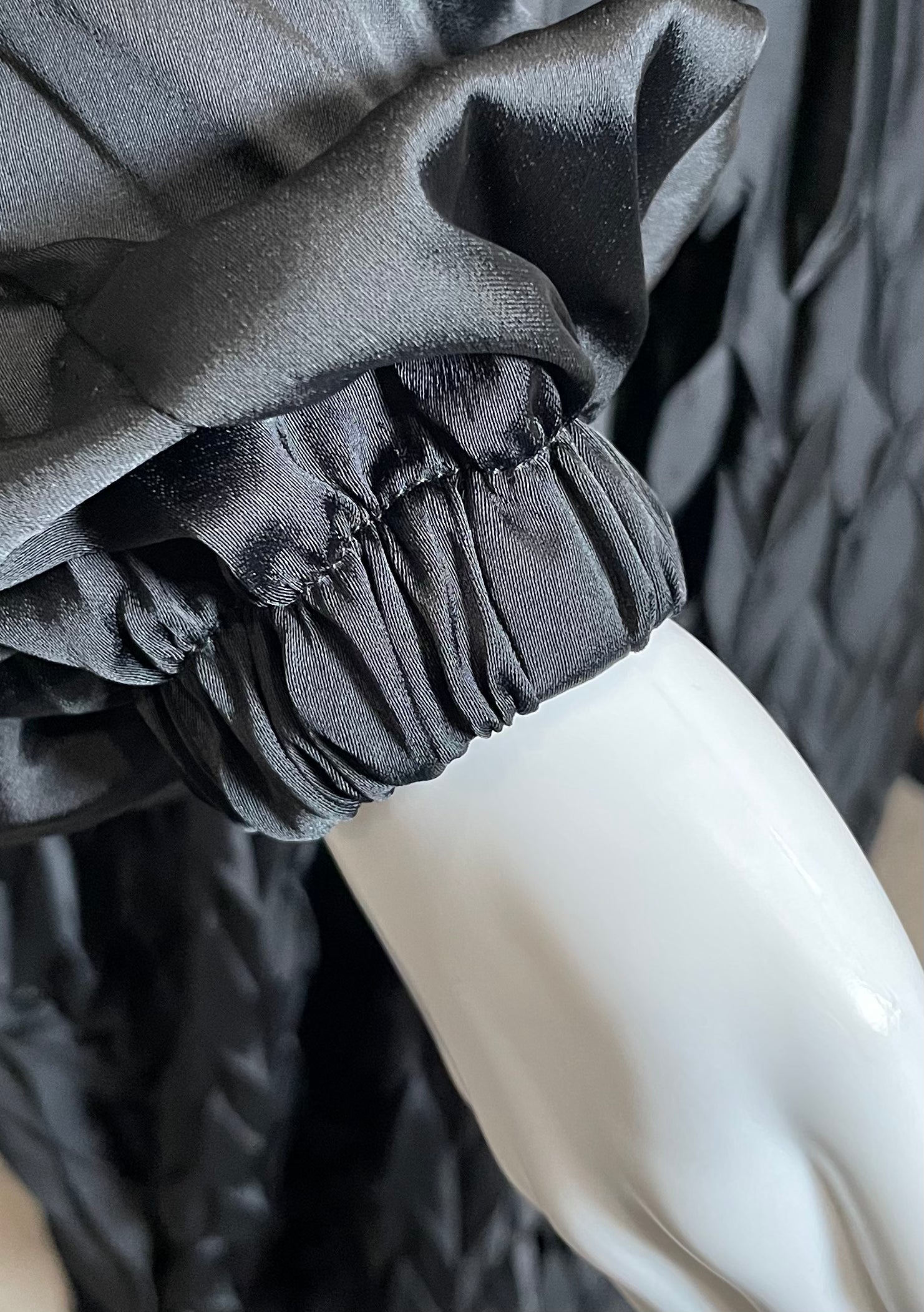 Aya Bisht Abaya