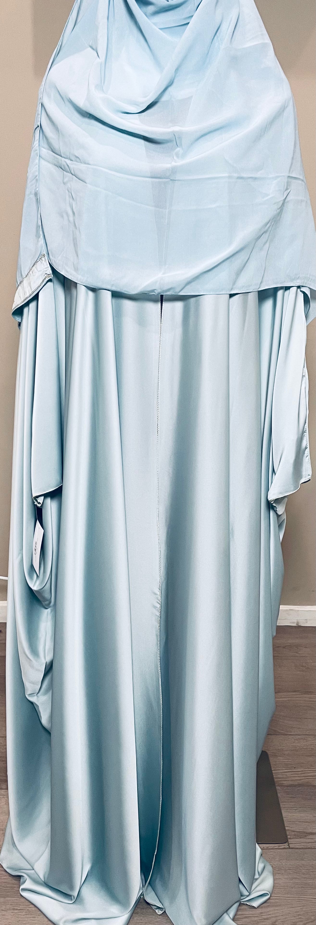 Bilqis Bisht Duster