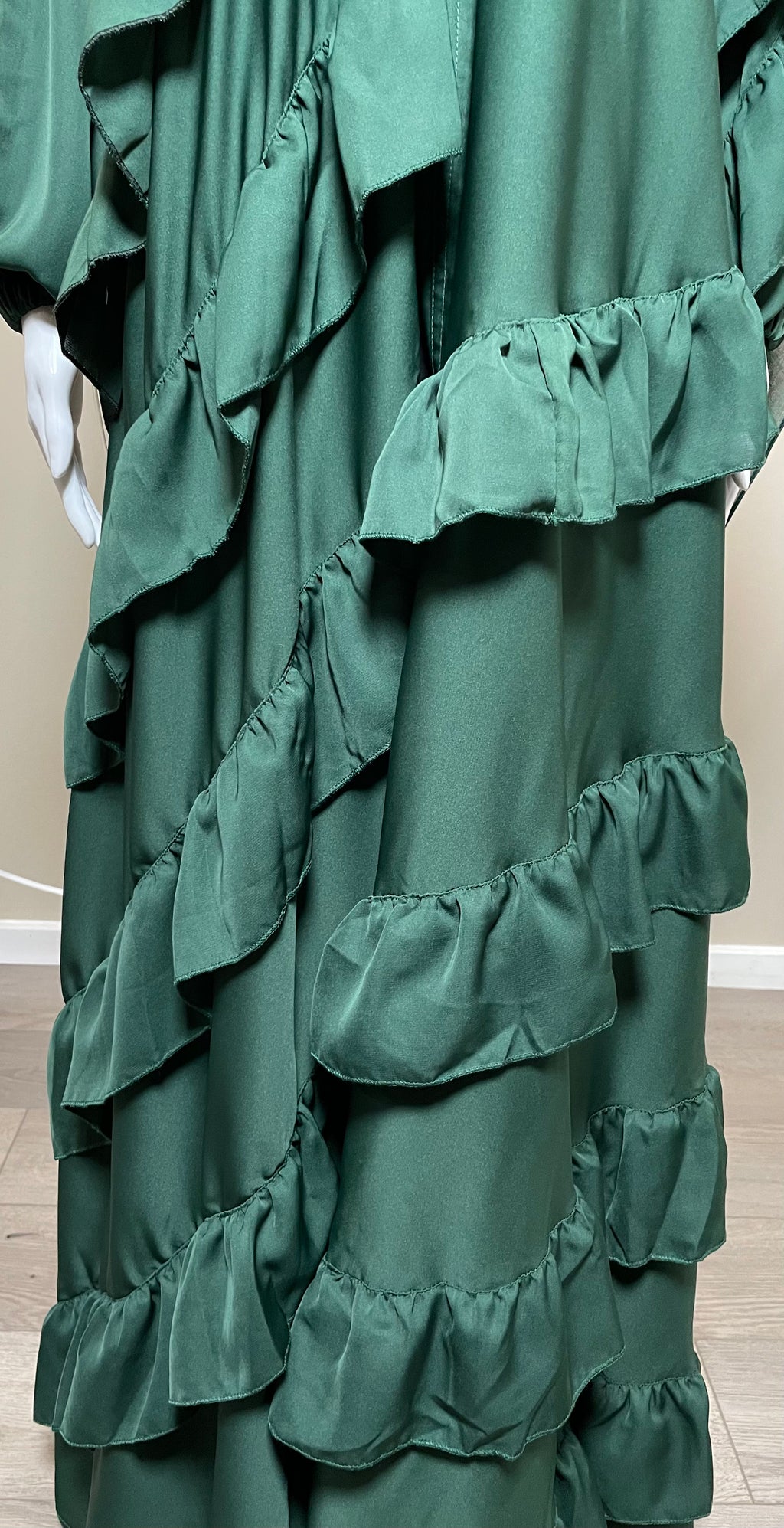 Halah Abaya
