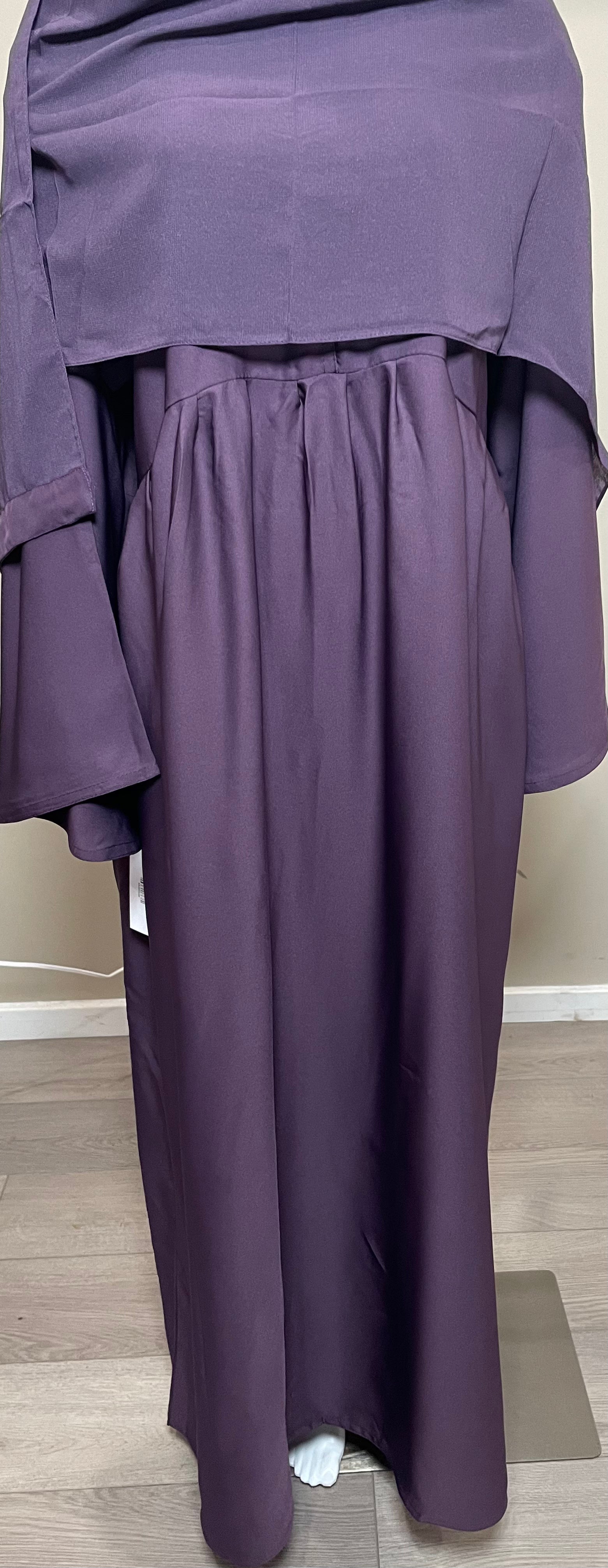 Reeyah Abaya