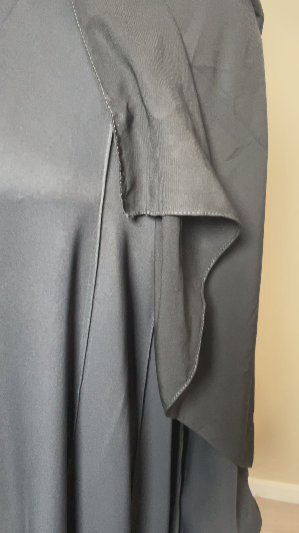 Awatif Abaya
