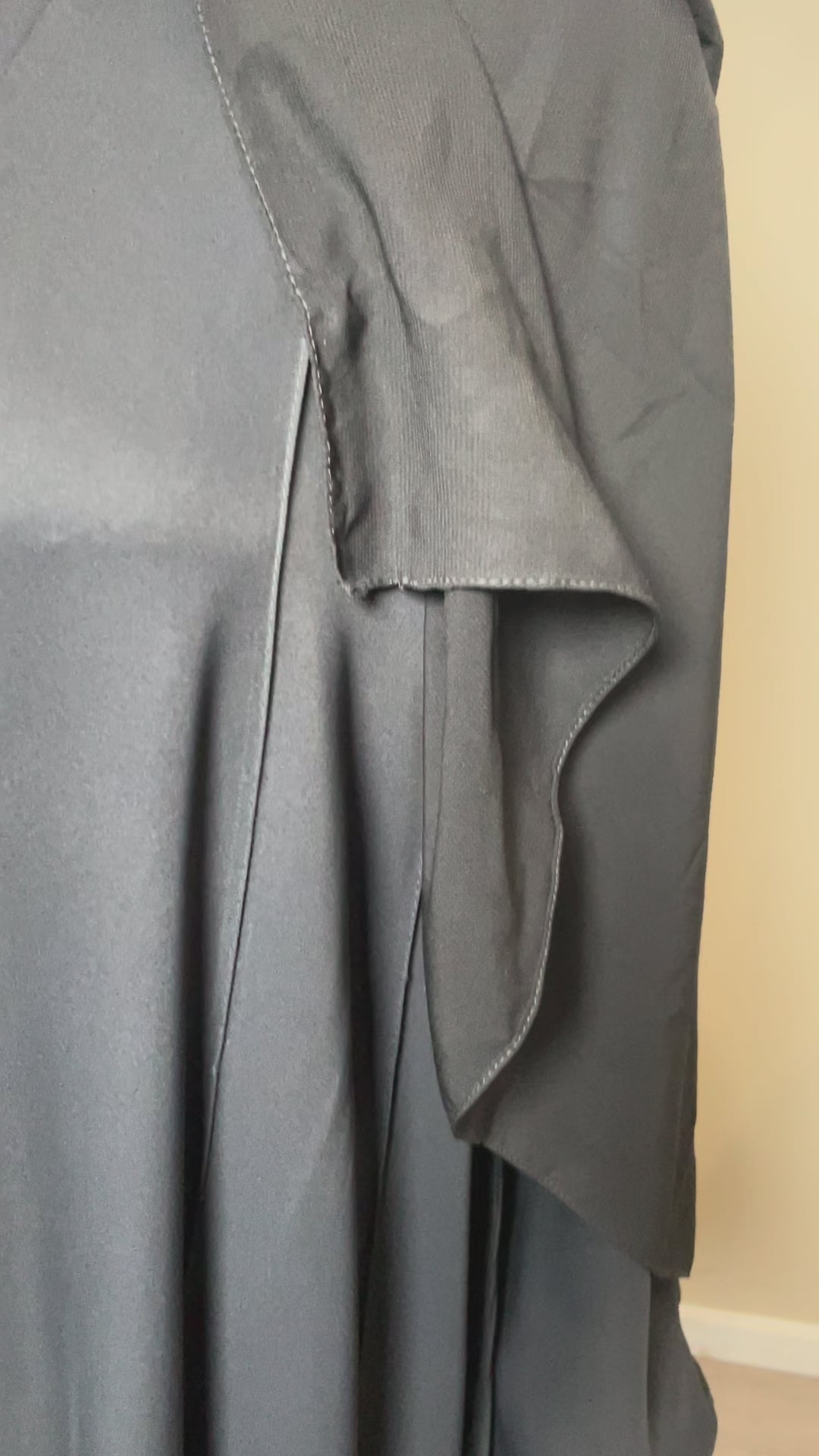 Awatif Abaya